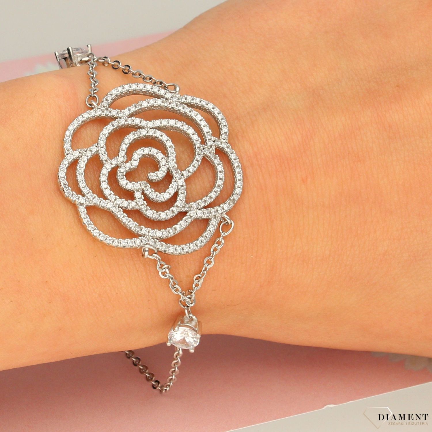 Srebrna bransoletka 925 kwiat z cyrkonią  (1).jpg