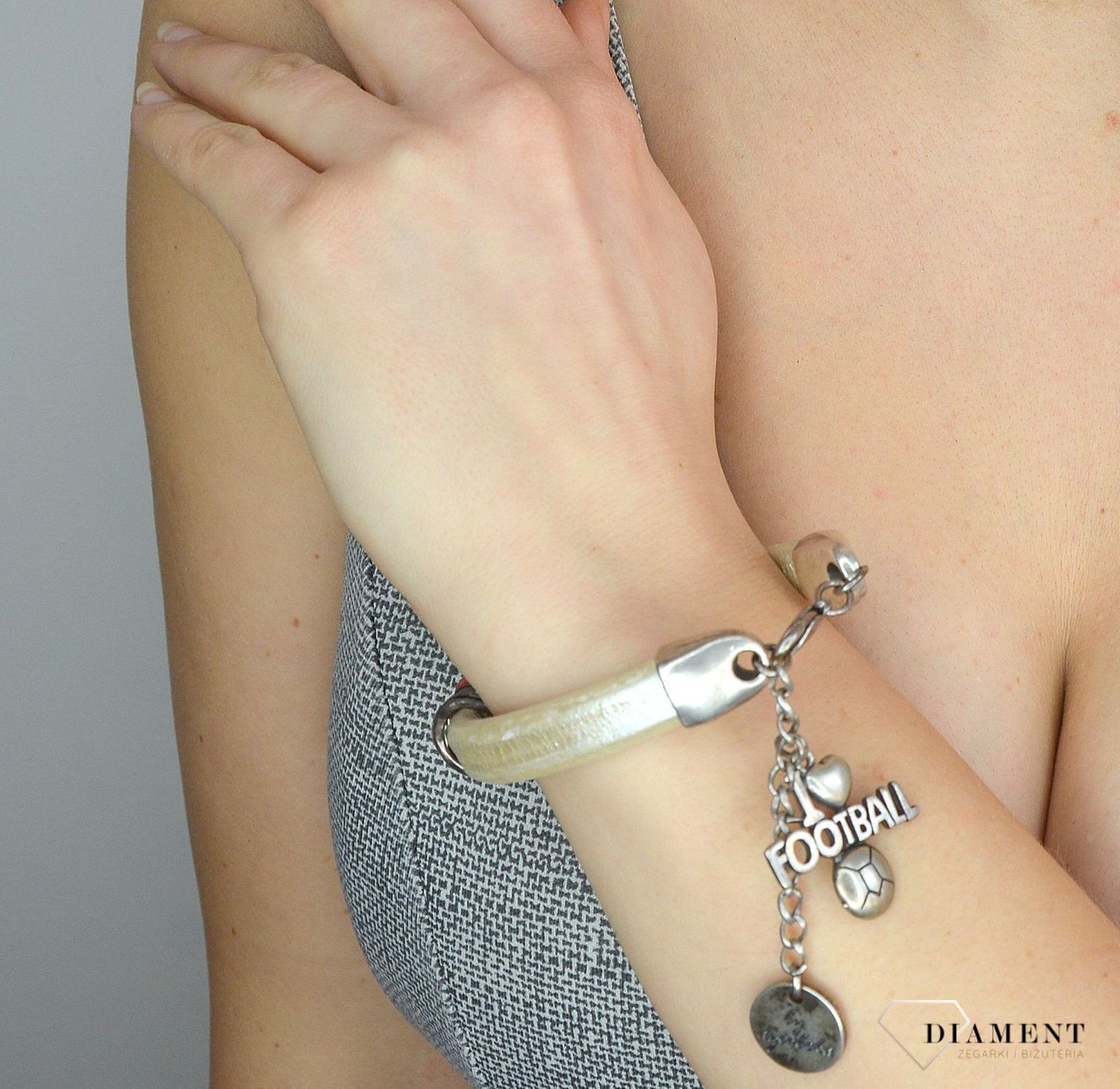 Bransoletka damska I Love football By Dziubeka. Bransoletka damska.jpg
