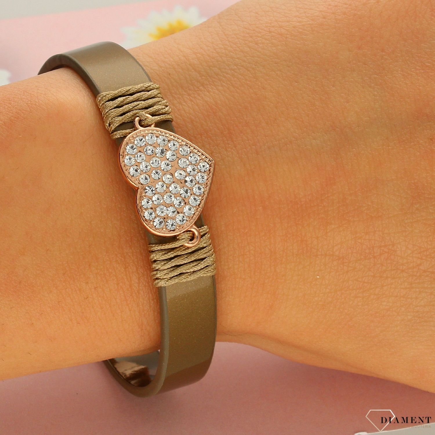 Bransoletka damska pasek ozdobiony sercem z cyrkonią (1).jpg