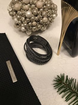 Bransoletka jak Swarovski By Dziubeka z szarymi kryształkami Bransoletki damskie By Dziubeka Polski Producent Biżuterii Prezent dla mamy (1).jpg