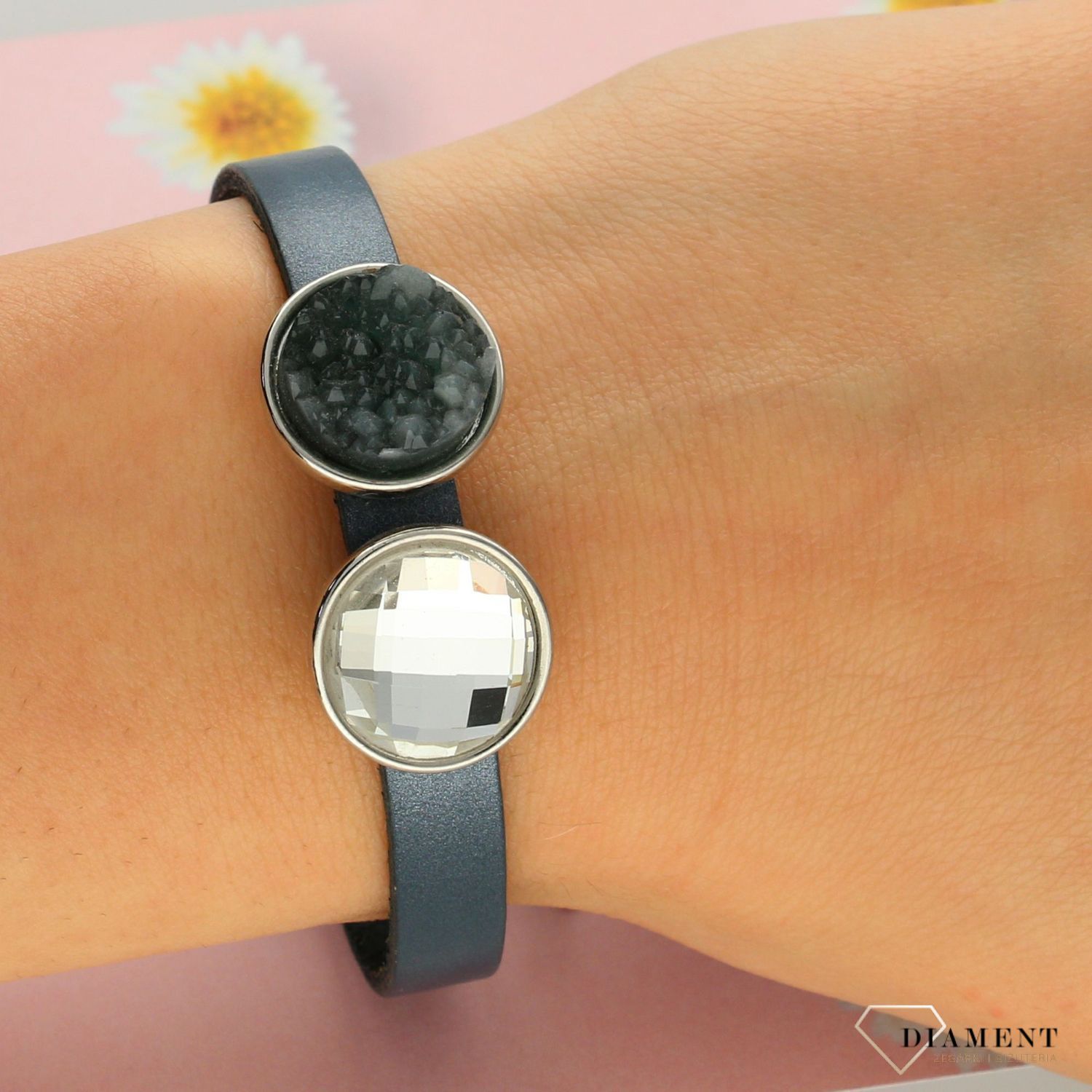 Bransoletka damska skórzana z kryształem ' morski minerał ' DIA-BRA-0242-INNE  (2).jpg