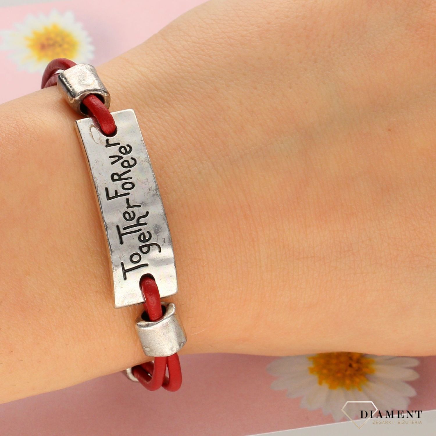 Bransoletka na czerwonym rzemyku ' Na zawsze razem ' (1).jpg