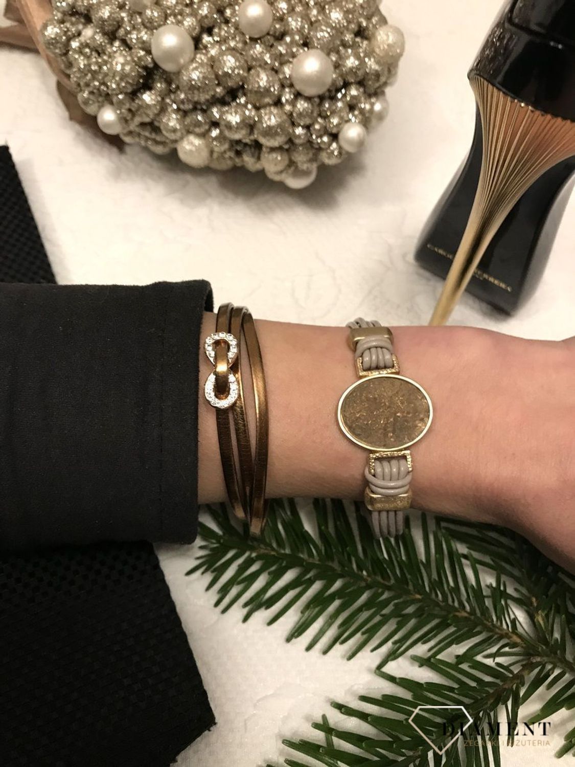 Bransoletka damska beżowa szeroka z kryształem Biżuteria damska✓ Prezent dla mamy✓Prezent dla dziewczyny w Sklepie z Biżuterią zegarki-diament.pl✓4.jpg