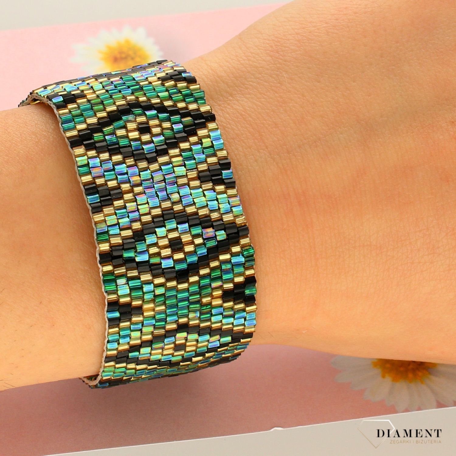 Bransoletka z koralikami w nowoczesnym stylu z frędzlami DIA-BRA-0249-INNE (1).jpg