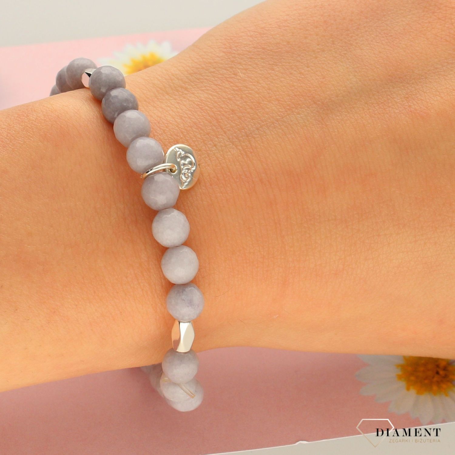 Bransoletka na gumce z szarych koralików BY DZIUBEKA DIA-BRA-0273-INNE (1).jpg