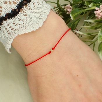 Bransoletka szczęścia złota 585 na czerwonym sznurku – mini kuleczka, regulowana kulka.jpg
