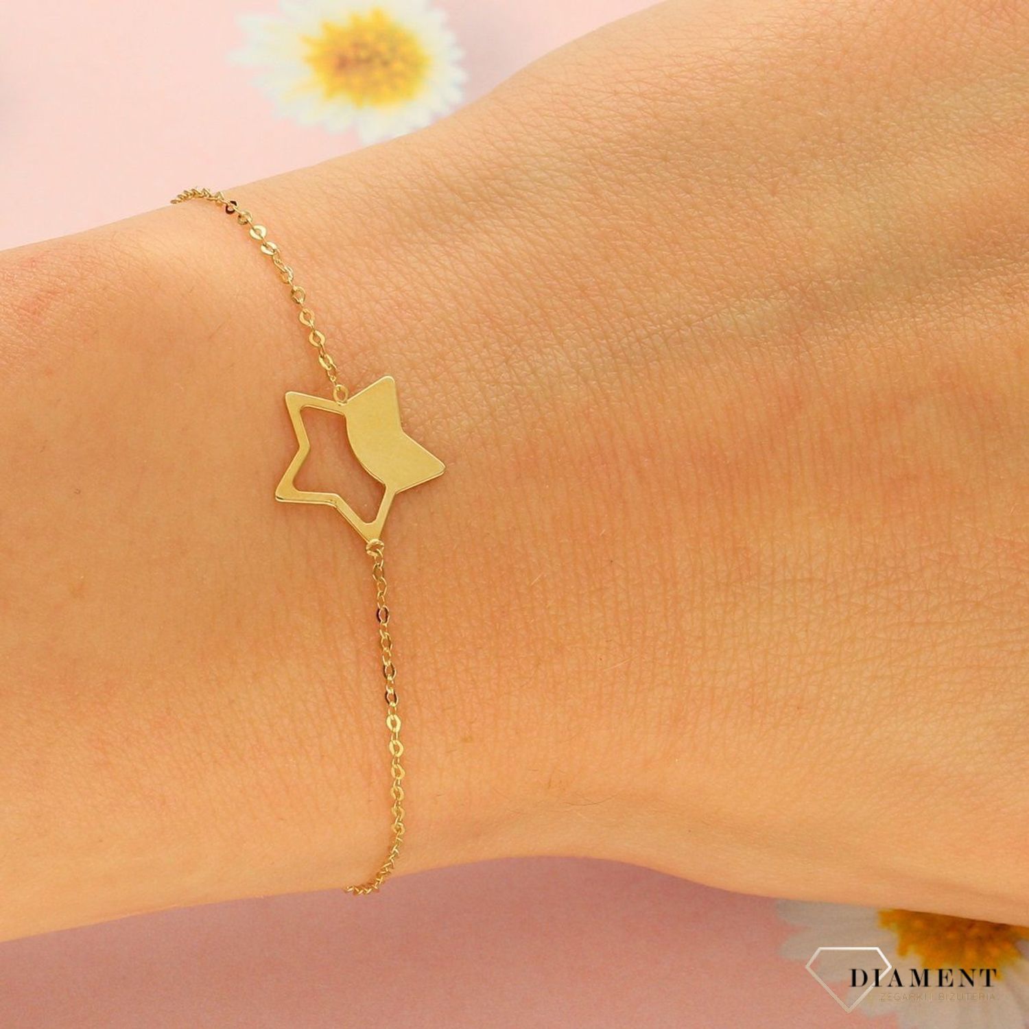 Złota bransoletka celebrytka 585 'gwiazdka' (1).jpg