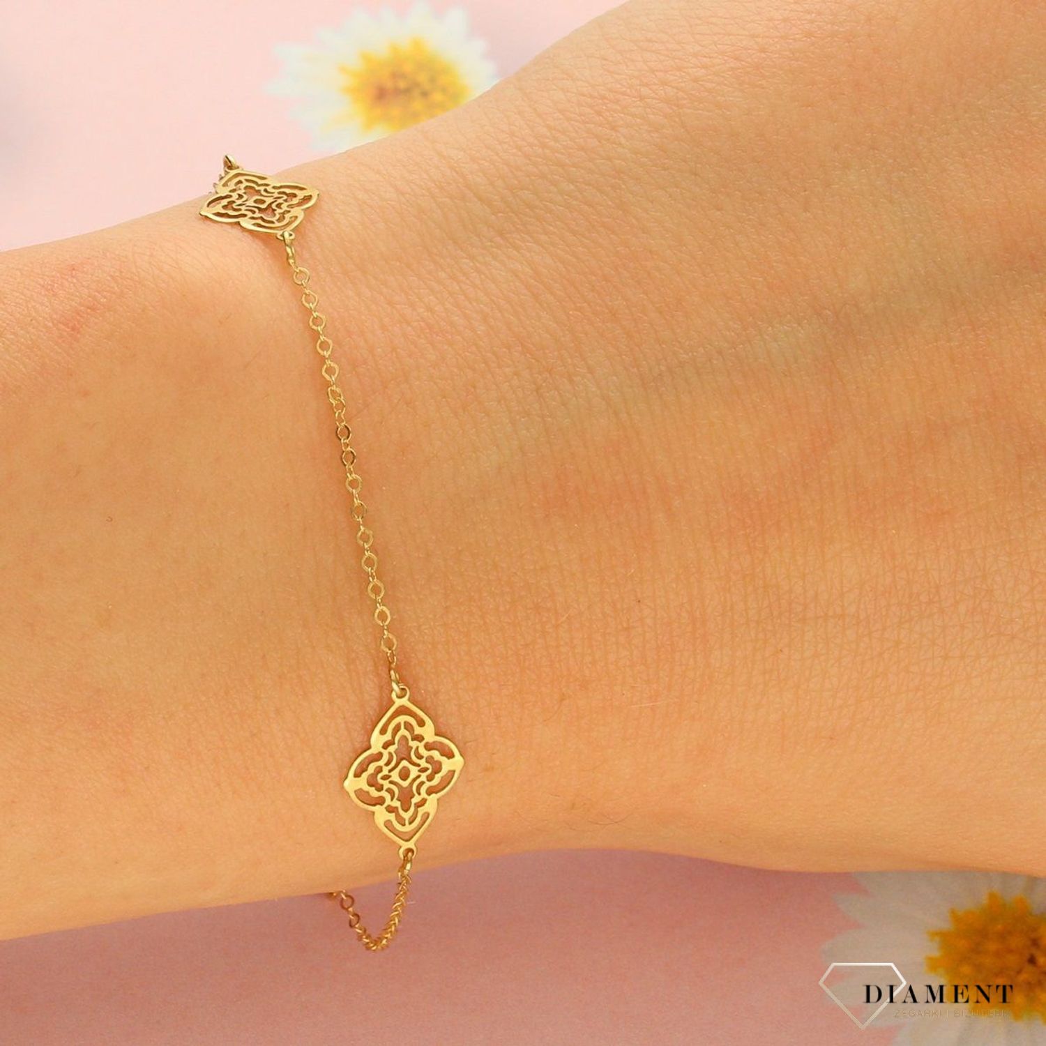 Złota bransoletka celebrytka 585 'ażurowy element ozdobny' (1).jpg