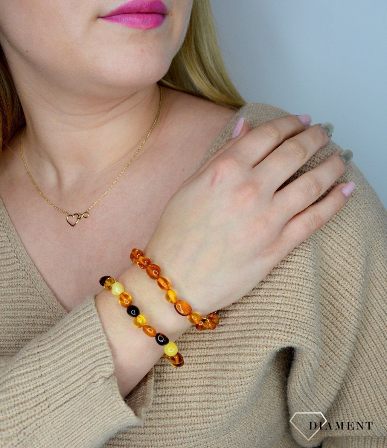 Bransoletka bursztyn kolorowy na żyłce DIA-BRA-0585-INNE.jpg