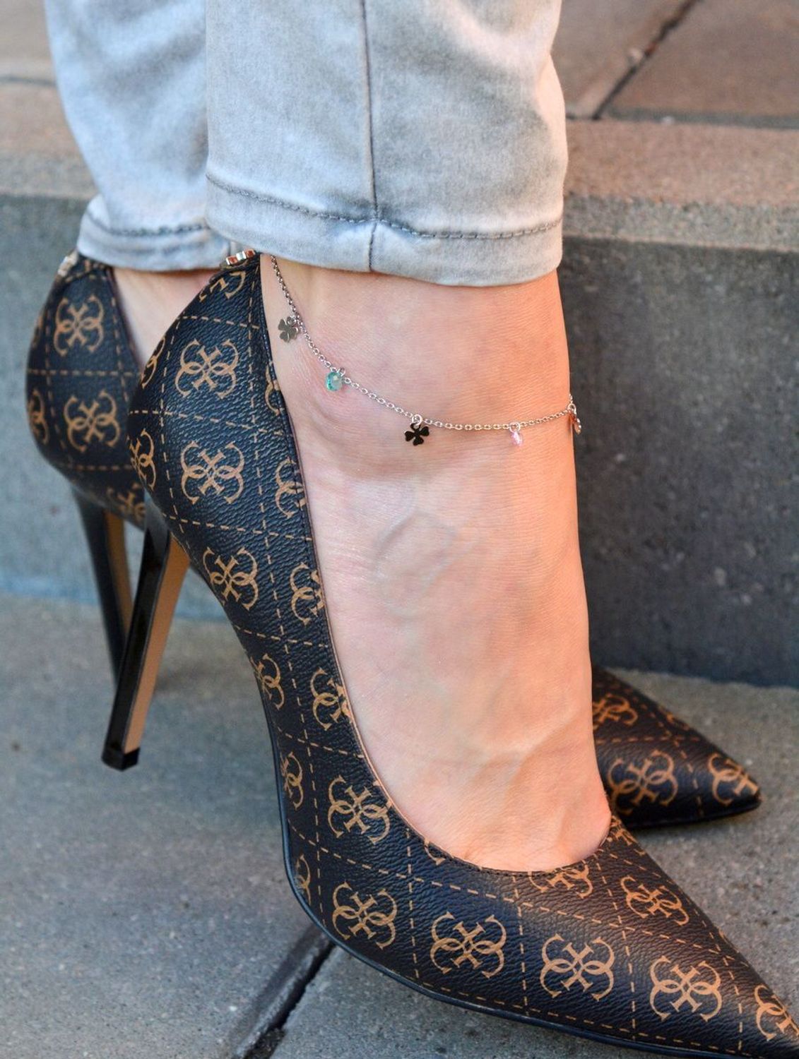 Srebrna bransoletka na nogę  Kolorowe cyrkonie z Koniczynką DIA-BRA-0680-925.jpg