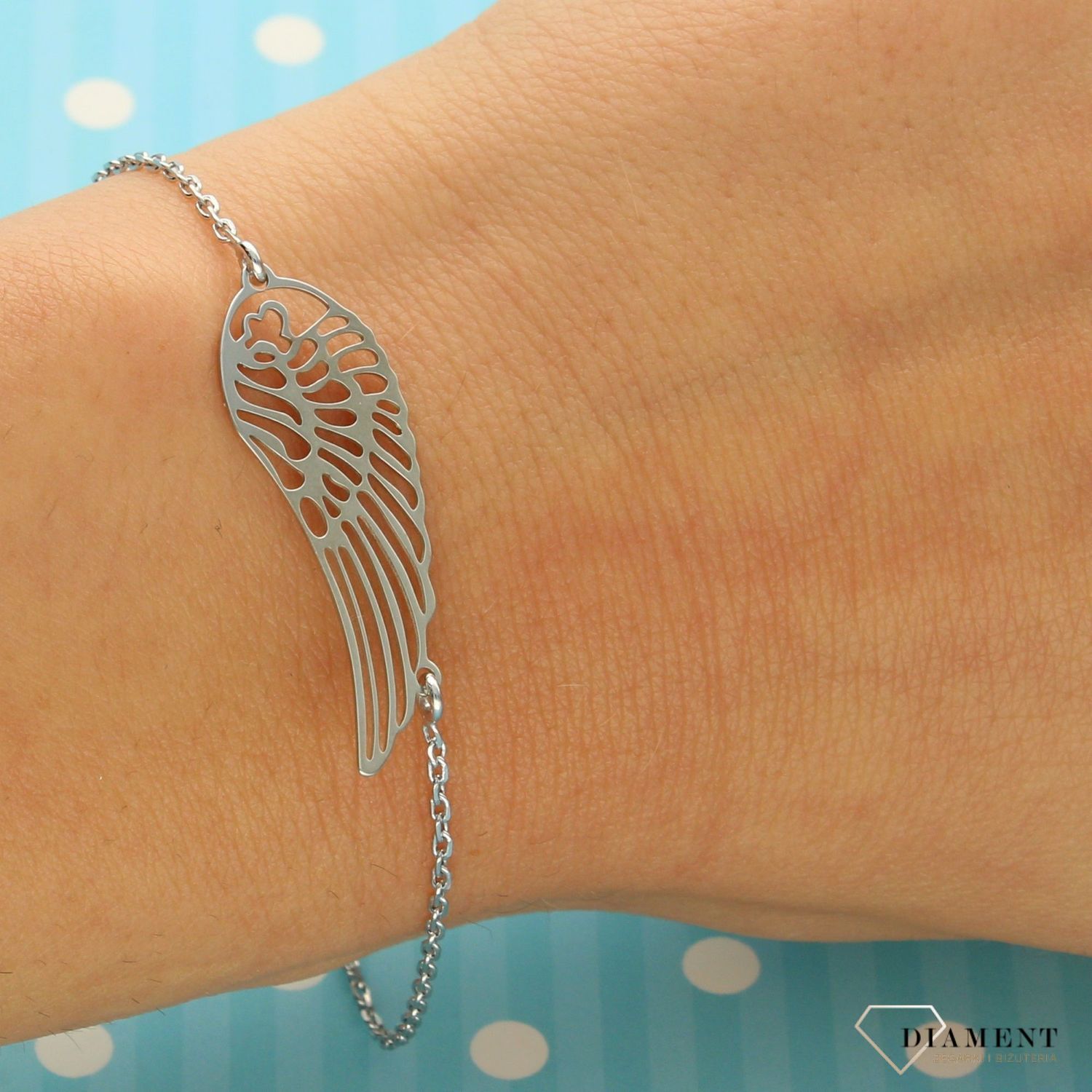 Srebrna bransoletka celebrytka 925 skrzydło DIA-BRA-0683-925. Srebrna bransoletka została wykonana z wysokiej jakości srebra próby 925 (1).jpg