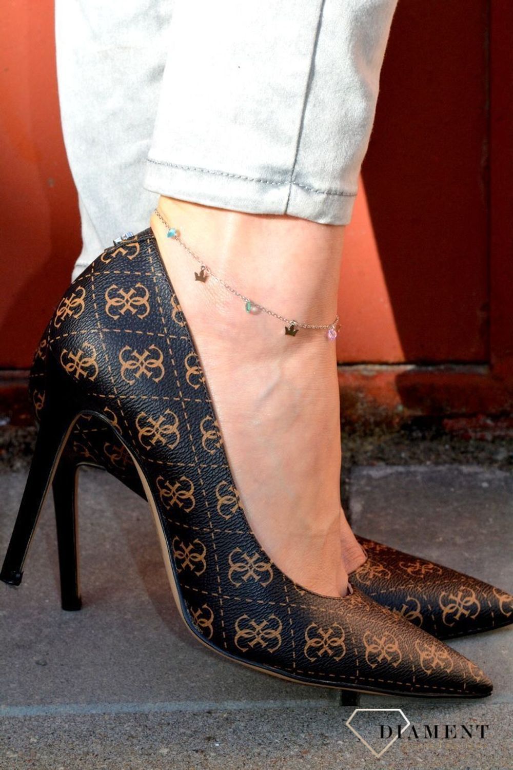 Srebrna bransoletka na nogę 'Kolorowe cyrkonie z Koroną' 925 DIA-BRA-0692-925.jpg