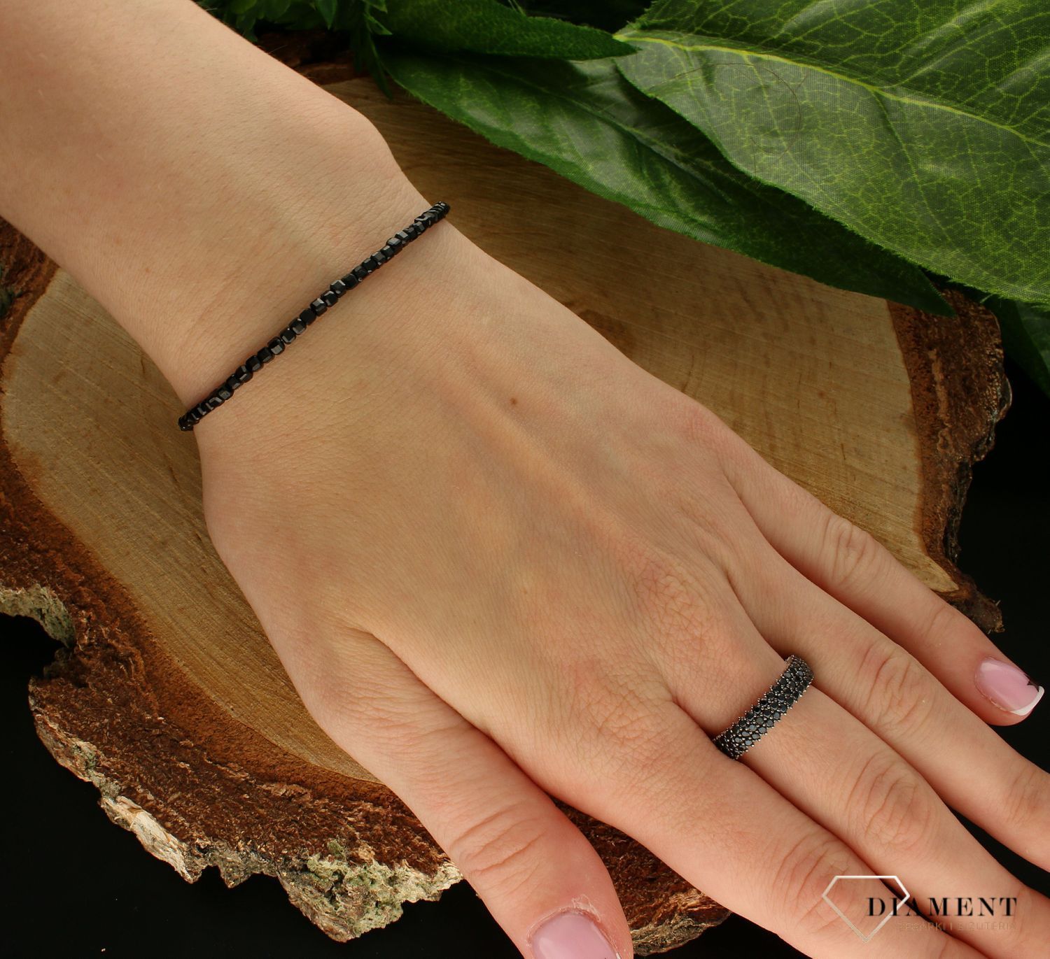 Srebrna bransoletka damska 925 z turmalinem DIA-BRA-10079-925. Srebrna bransoletka damska idealna na prezent. Bransoletka damska z kamieniami naturalnymi. Srebrna bransoletka z turmalinem (3).jpg