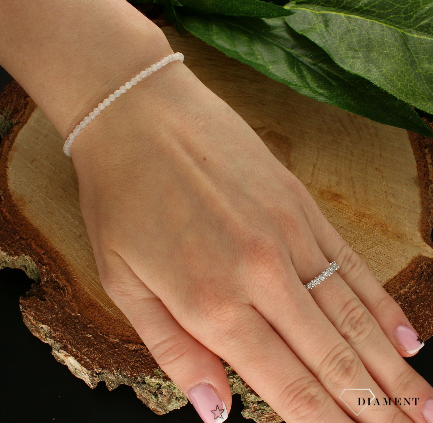 Srebrna bransoletka damska 925 z kamieniem księżycowym DIA-BRA-10084-925. Srebrna bransoletka damska idealna na prezent. Bransoletka damska z kamieniami naturalnymi. Srebrna bransoletka z kamieniem księżycowym.  (3).jpg