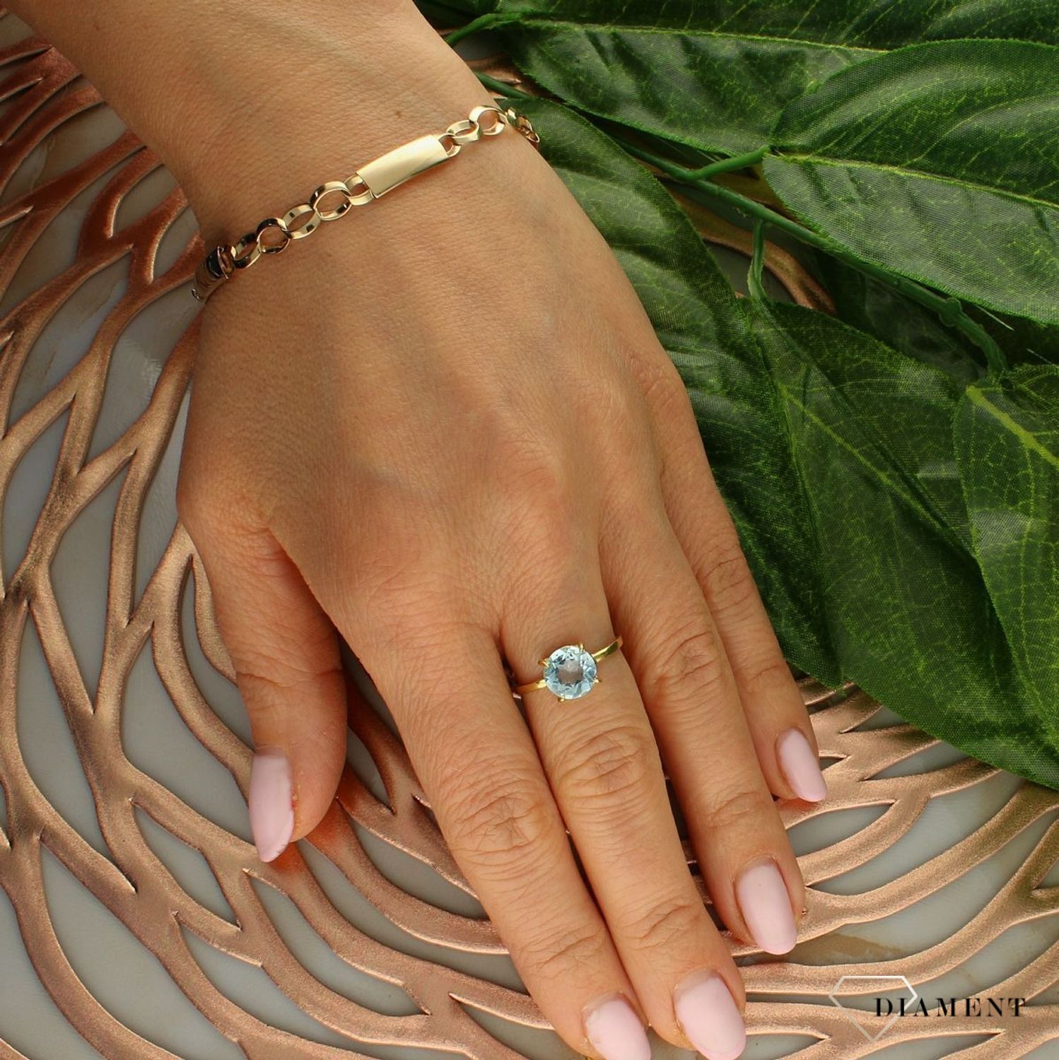 Damska bransoletka złota  Blaszki z ogniwkami  585 DIA-BRA-10258-585 Złota bransoletka wykonana z 14 karatowego żółtego złota. Bransoletka idealny pomysł na prezent. Złota bransoletka z próby 585 (1).jpg