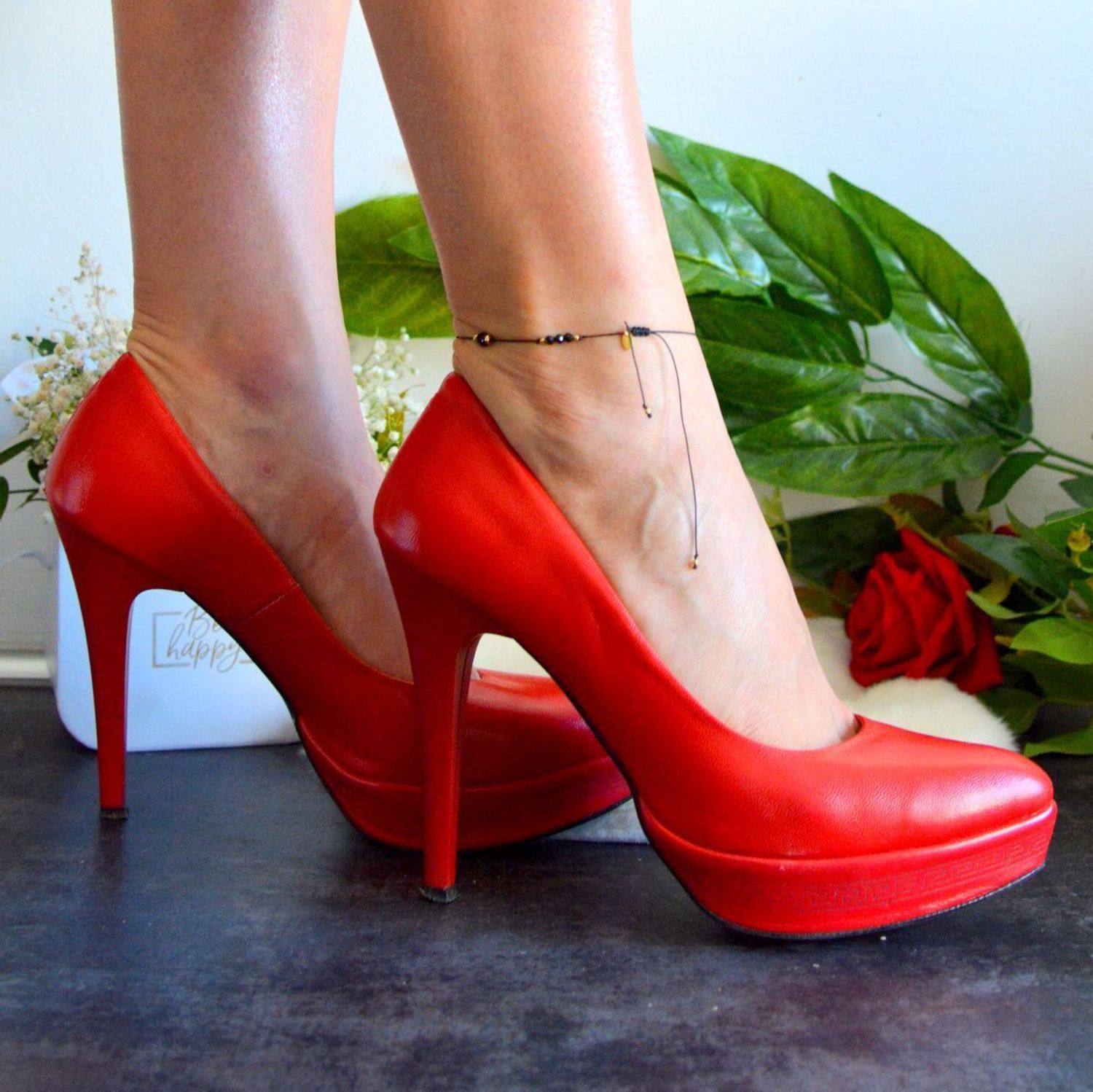 Srebrna bransoletka damska 925 z kamieniem naturalnym Spinel na sznureczku DIA-BRA-10427-925. Srebrna bransoletka z kamieniami naturalnymi. Bransoletka srebrna damska ze spinelem. Bransoletka na sznureczku zaciągana. Bransoletka na szn.jpg