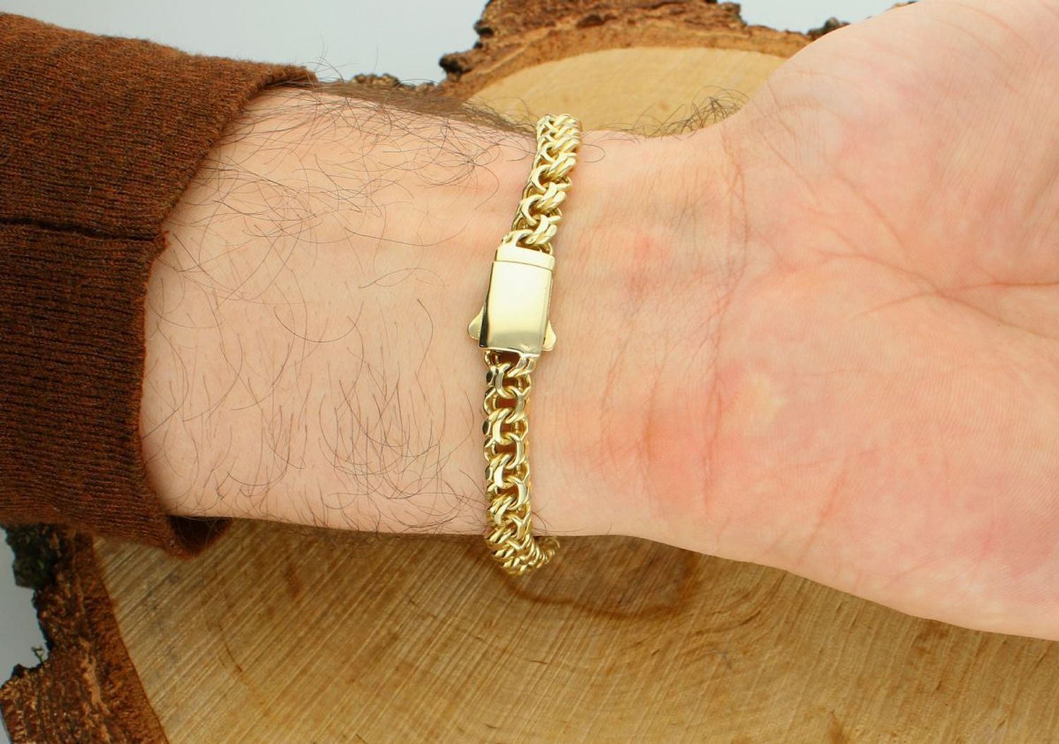 Bransoletka złota garibaldka pr 585, DIA-BRA-11106-585 Złota bransoletka wykonana z 14 karatowego żółtego złota. Bransoletka to idealny pomysł na prezent. Złota bransoletka z okrągłymi ogniwkami. 1.jpg