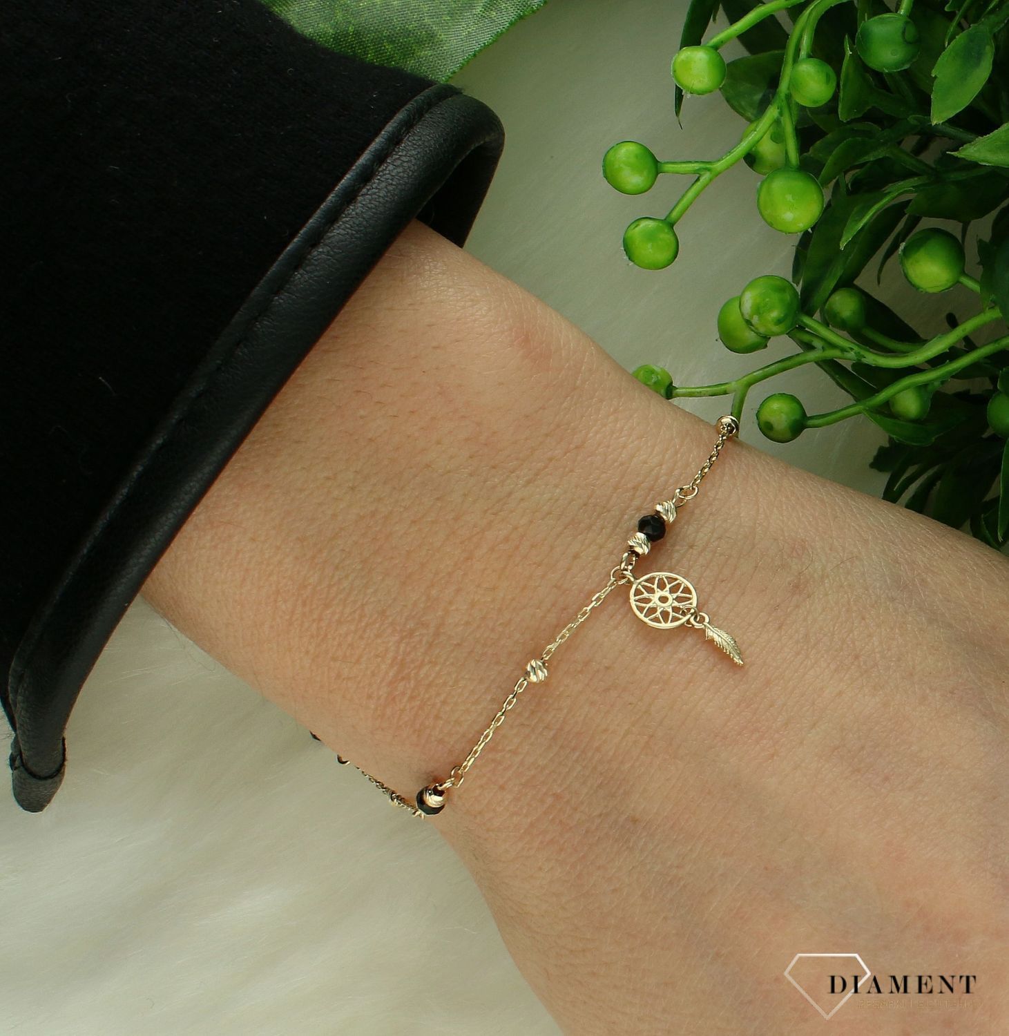 Bransoletka damska złota 585 Łapacz snów, kulki grawerowane i onyksowe DIA-BRA-11213-585.webp