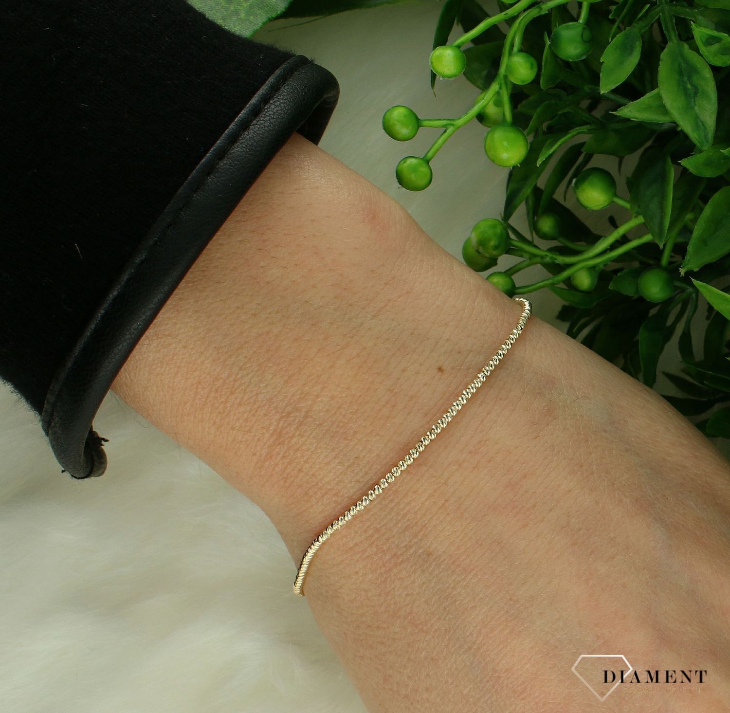 Bransoletka damska złota 585 Grawerowane kulki DIA-BRA-11218-585.webp