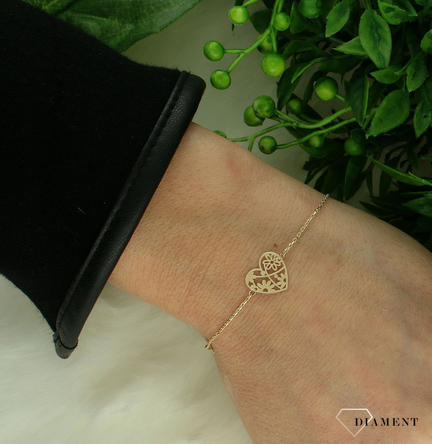 Bransoletka damska złota 585 Ażurowe serce i kwiaty DIA-BRA-11225-585.jpg