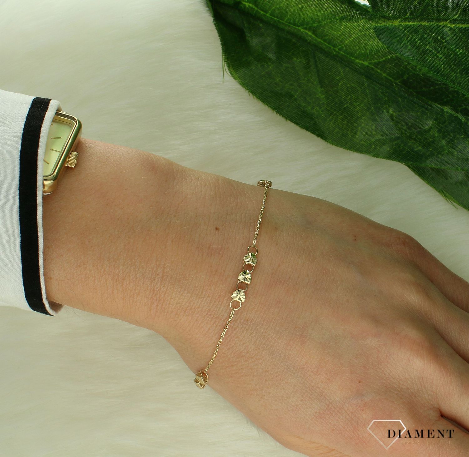 Bransoletka damska złota 585 Grawerowane serduszka DIA-BRA-11226-585 (1).jpg