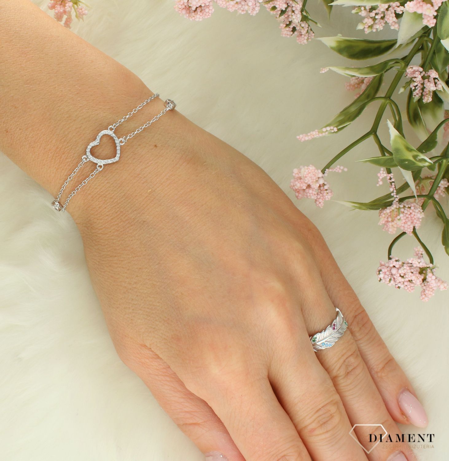 Srebrna bransoletka damska 925 celebrytka z sercem DIA-BRA-11637-925. Srebrna bransoletka damska. Bransoletka srebrna z cyrkoniami. Bransoletka srebrna damska celebrytka. Srebrna bransoletka na prezent dla kobiety (1).jpg