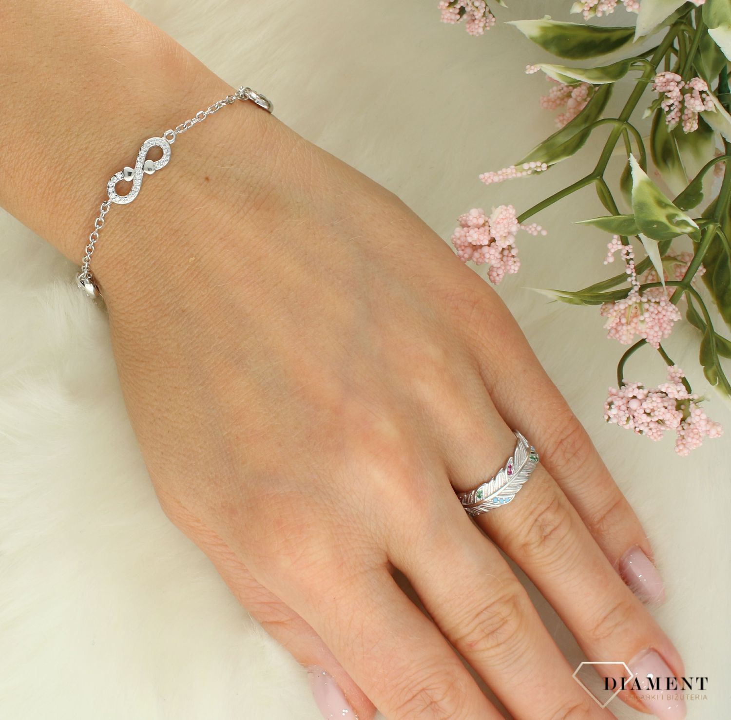 Srebrna bransoletka damska 925 celebrytka znak nieskończoności DIA-BRA-11645-925. Srebrna bransoletka damska. Bransoletka srebrna z cyrkoniami. Bransoletka srebrna damska celebrytka. Srebrna bransoletka na prezent dla kobiety (1).jpg