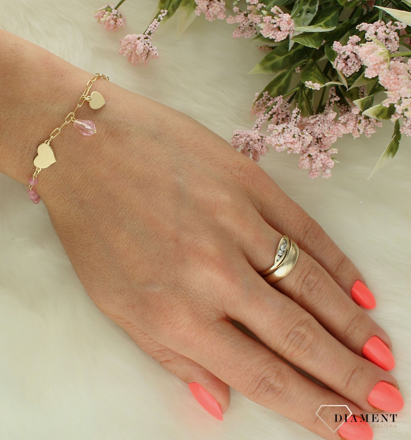 Srebrna bransoletka damska 925 pozłacana celebrytka z różowymi koralikami i sercem DIA-BRA-11757-925 (1).jpg