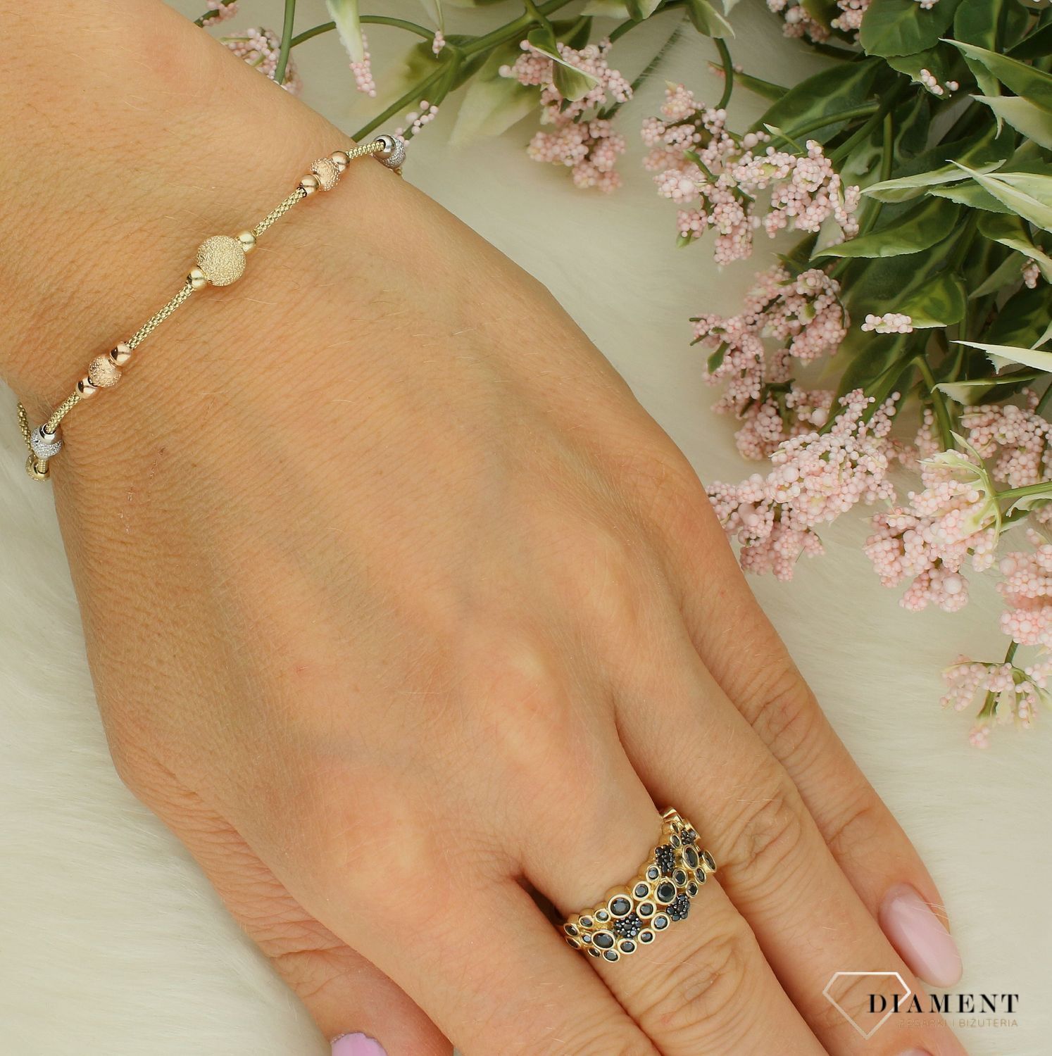 Złota bransoletka damska 585 z kuleczkami z białym i różowym złotem  DIA-BRA-11980-585.  Złota bransoletka damska. Złota bransoletka próby 585. Bransoletka damska ze złota. Bransoletka złota na prezent (2).jpg