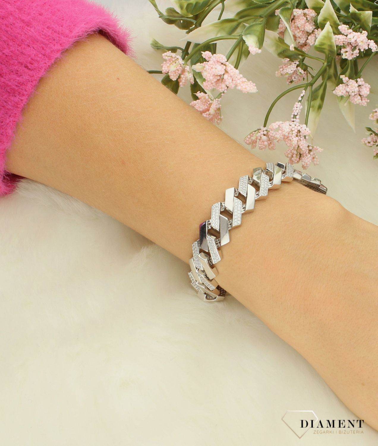 Srebrna bransoletka damska 925 szeroka z cyrkoniami DIA-BRA-12230-925. Srebrna bransoletka damska. Bransoletka srebrna z cyrkoniami. Srebrna bransoletka wężyk. Bransoletka bogato zdobiona na prezent (2).jpg