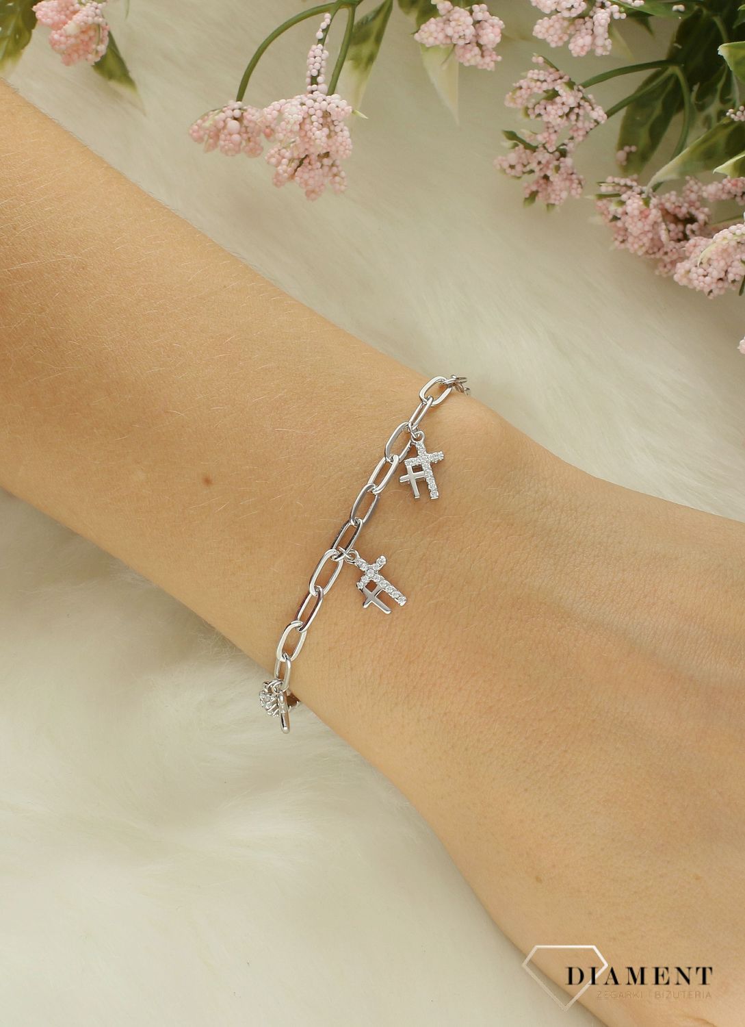 Srebrna bransoletka damska 925 z krzyżykami i cyrkoniami DIA-BRA-12243-925. Srebrna bransoletka damska. Bransoletka srebrna z cyrkoniami. Srebrna bransoletka z krzyżykami. Bransoletka bogato zdobiona na prezent..jpg