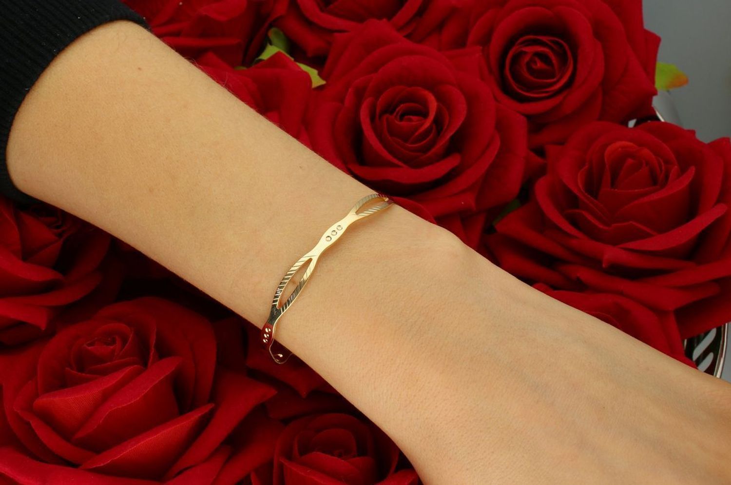 Bransoletka srebrna sztywna pozłacana próba 925, DIA-BRA-12388-925.jpg