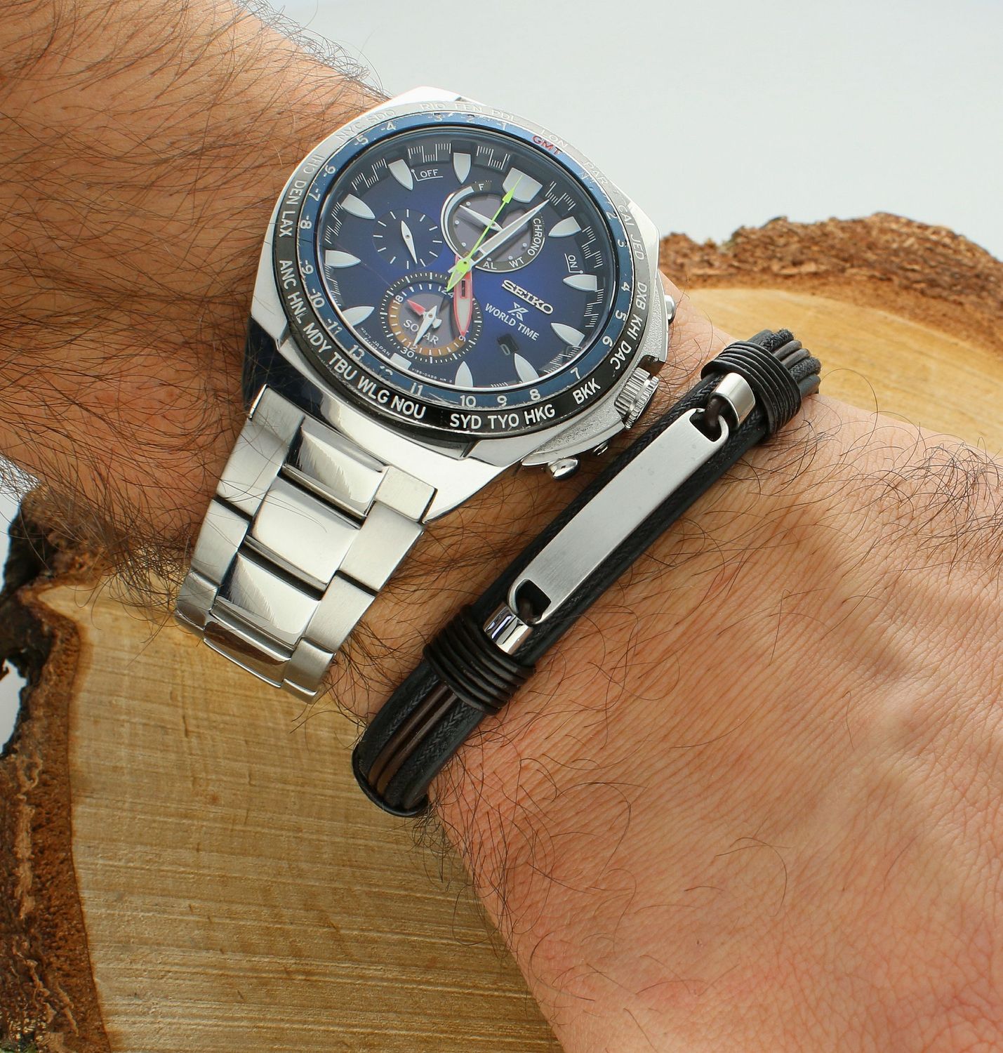 Bransoletka męska skórzana blaszka DIA-BRA-12493-STAL Bransoletka męska skórzana z stalą szlachetną. Stalowa bransoletka z brązowo czarną skórą, nadaje bransoletce charakteru. Bransoletka.jpg