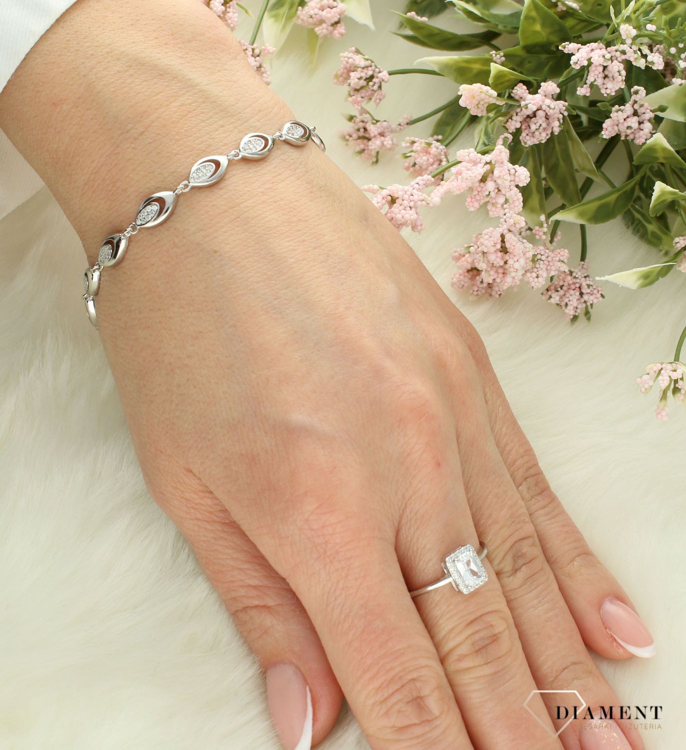 Srebrna bransoletka damska 925 owalne ogniwka z cyrkonami DIA-BRA-12505-925 (2).jpg