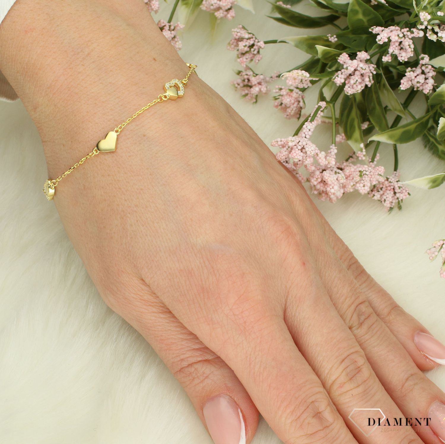 Srebrna bransoletka damska celebrytka 925 pozłacana z sercami DIA-BRA-12512-925 (2).jpg