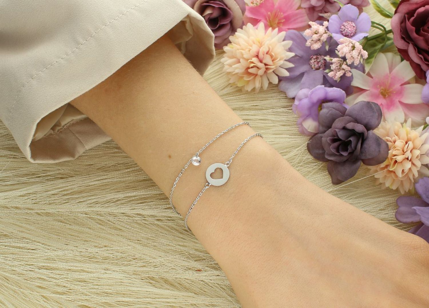 Bransoletka damska srebrna próba 925, podwójne łańcuszki z serduszkiem DIA-BRA-12520-925 1.jpg