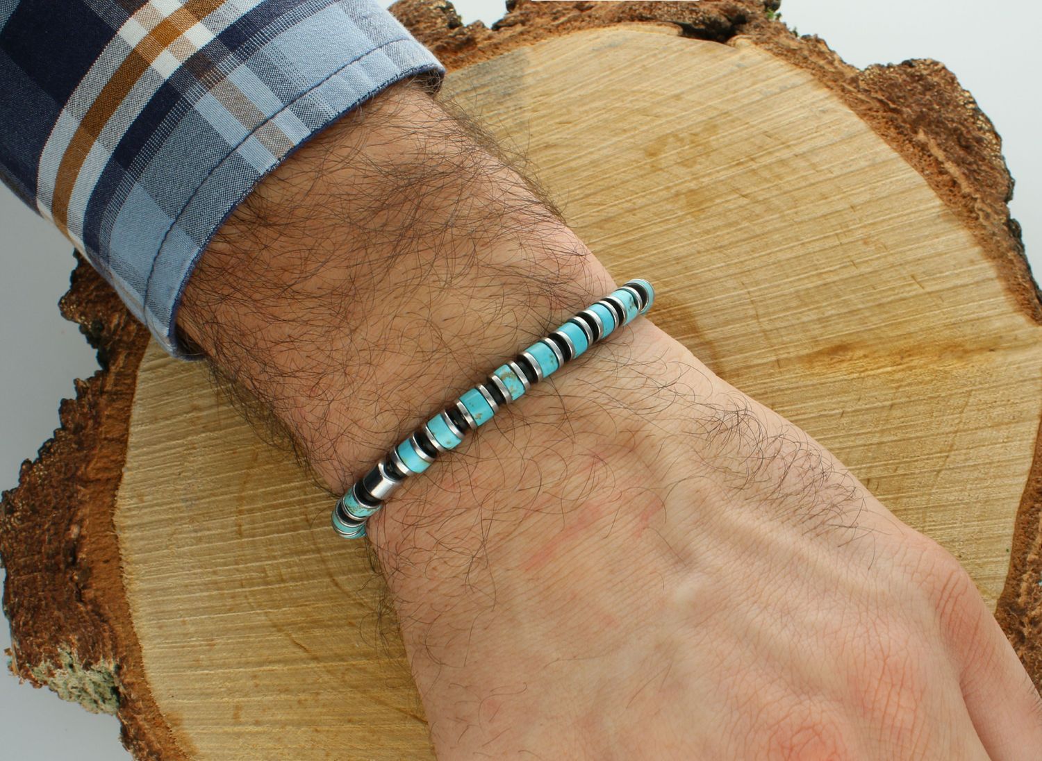 Bransoletka turkus DIA-BRA-12558-INNE Bransoletka na gumce to biżuteria cechująca się oryginalnością i wygodą, która zachwyci każdą kobietę. Oryginalny  pomysł na prezent.1.jpg