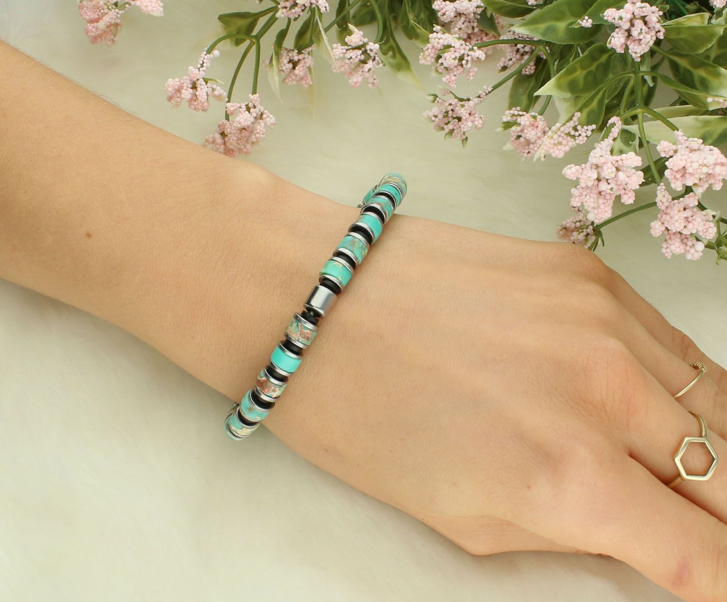 Bransoletka jaspis cesarski DIA-BRA-12559-INNE Bransoletka na gumce to biżuteria cechująca się oryginalnością i wygodą, która zachwyci każdą kobietę. Oryginalny  pomysł na prezent.1.jpg