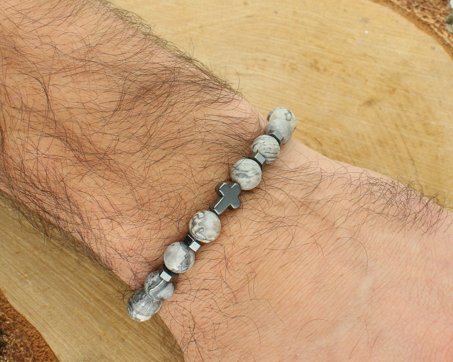 Bransoletka jaspis picasso DIA-BRA-12564-INNE Bransoletka na gumce to biżuteria cechująca się oryginalnością i wygodą, która zachwyci każdą kobietę. Oryginalny  pomysł na prezent.111.jpg