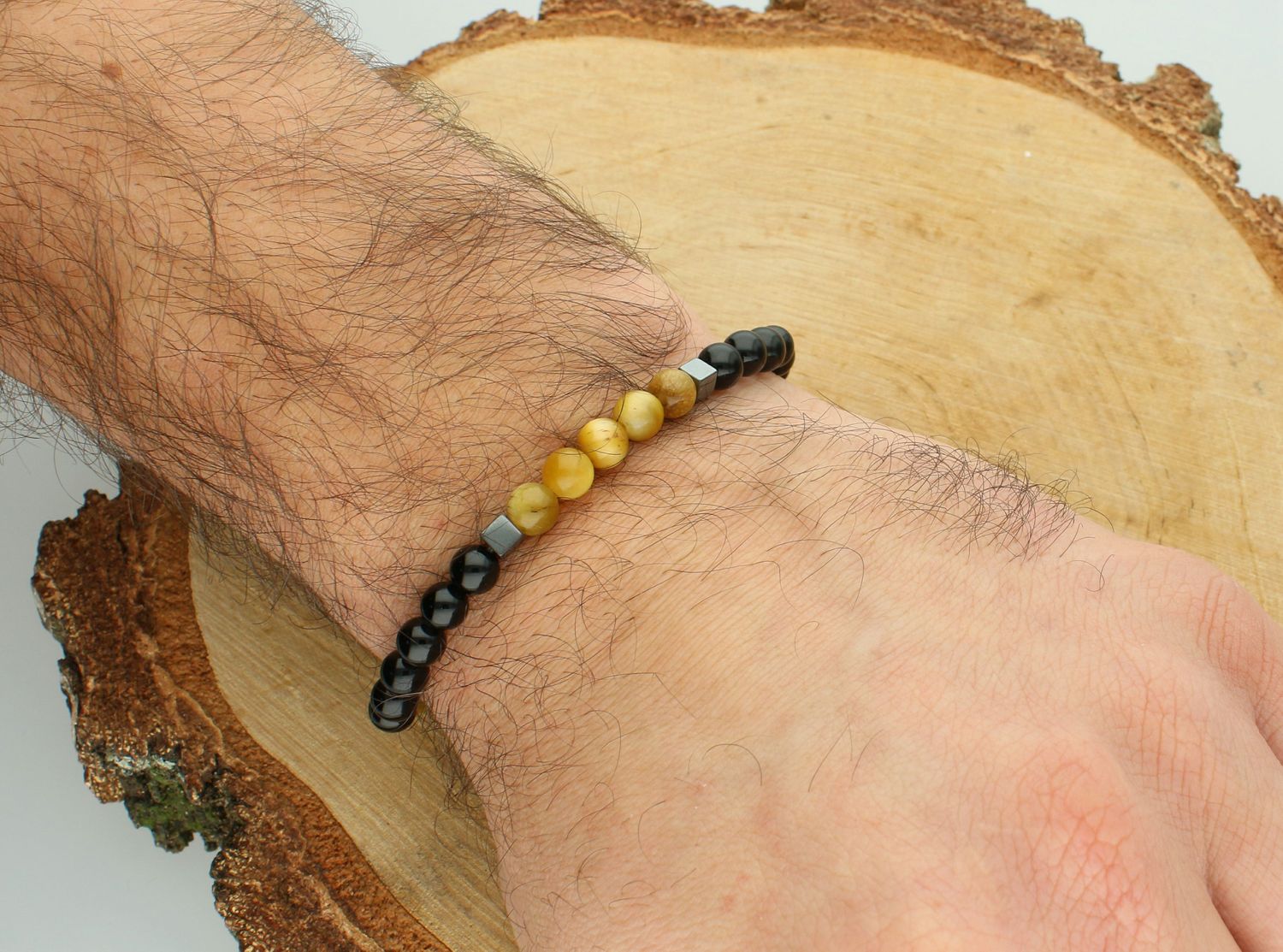 Bransoletka onyks,tygrysie oko DIA-BRA-12569-INNE  Bransoletka na gumce to biżuteria cechująca się oryginalnością i wygodą, która zachwyci każdą kobietę. Oryginalny pomysł na prezent.111.jpg