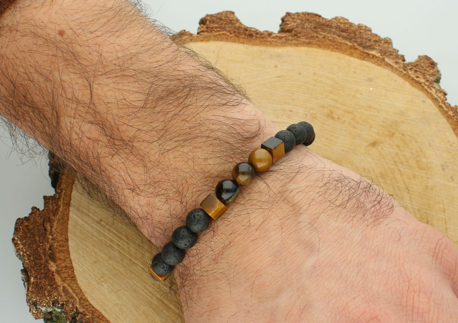 Bransoletka lawa,tygrysie oko DIA-BRA-12572-INNE  Bransoletka na gumce to biżuteria cechująca się oryginalnością i wygodą, która zachwyci każdą kobietę. Oryginalny pomysł na prezent.11.jpg