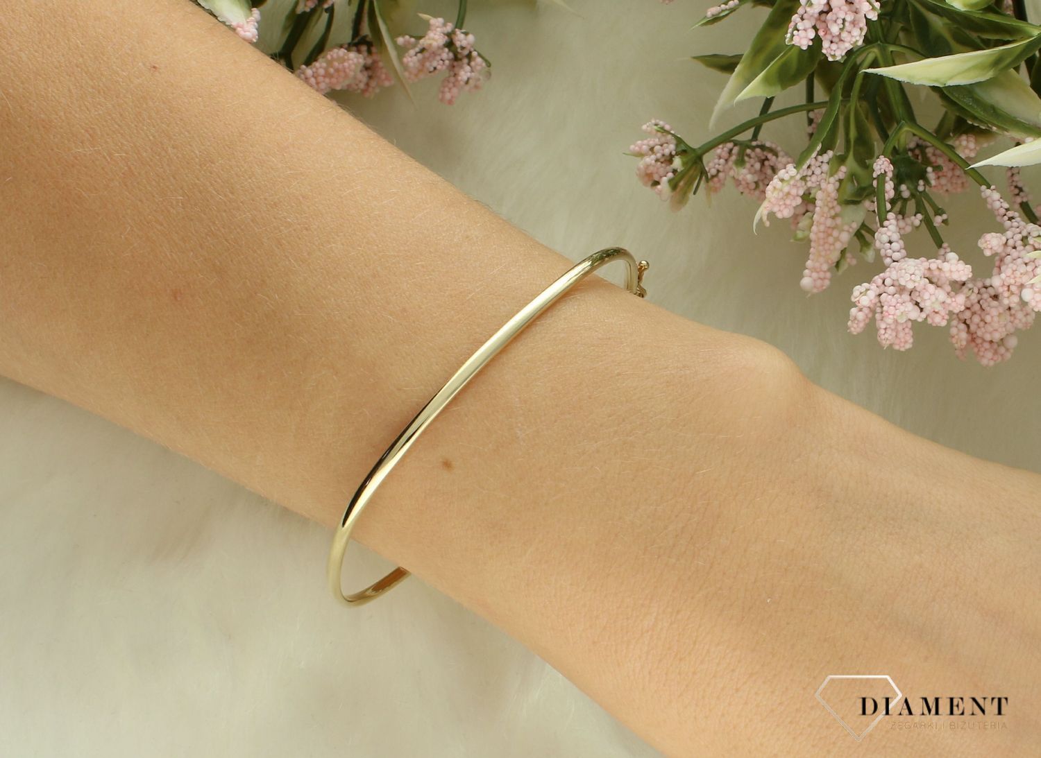 Złota bransoletka damska 585 sztywna z gładką powierzchnią DIA-BRA-12631-585 (1).jpg