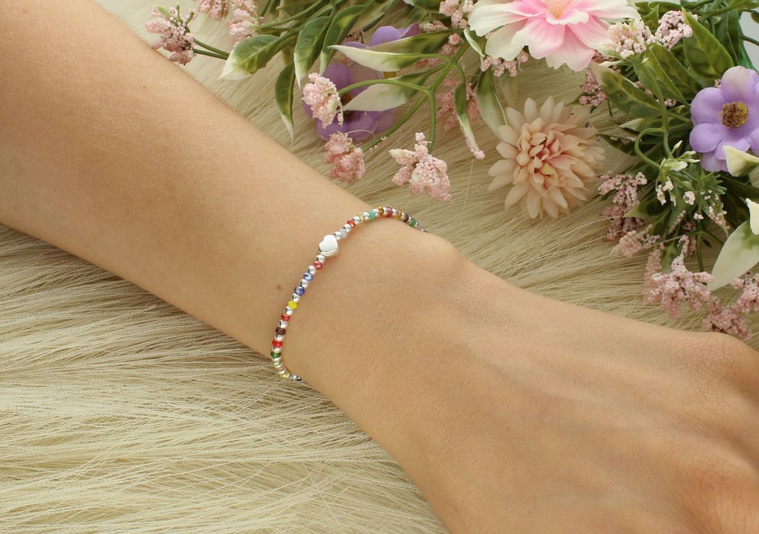 Bransoletka dziewczęca ze srebra 925 z kolorowymi kamieniami i serduszkiem. Długość 13+1 cm, idealna na prezent dla dziecka!1.jpg