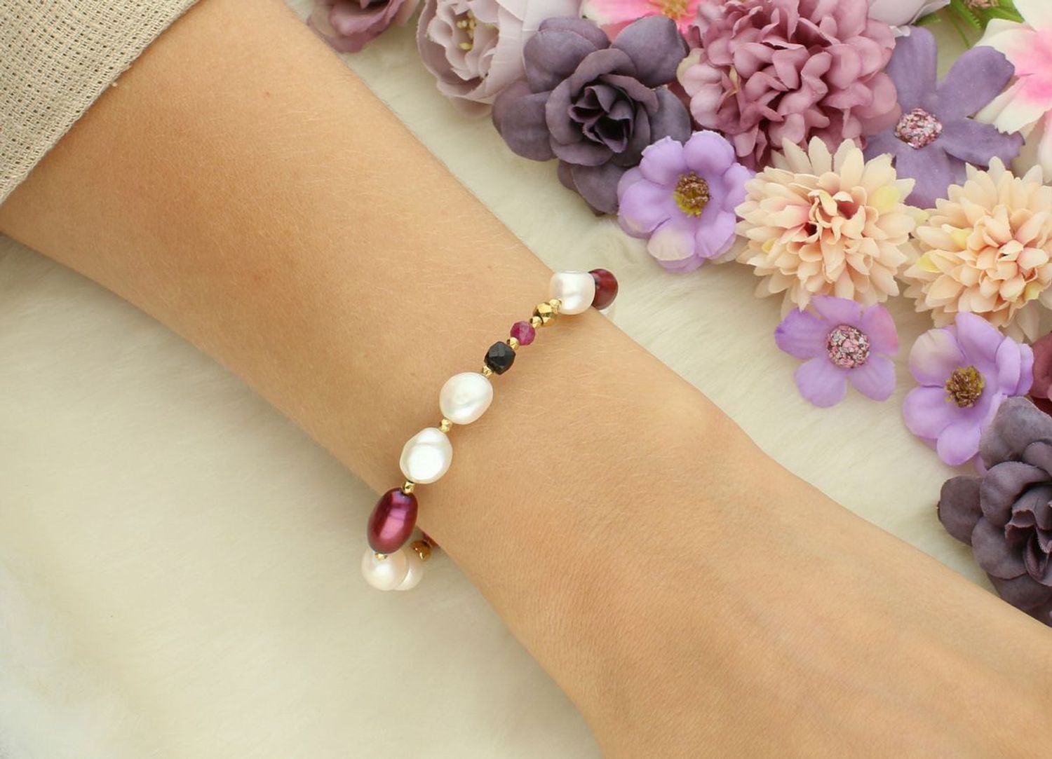 Bransoletka damska srebrna pozłacana z perłą, rubinem i turmalinem – naturalne kamienie  DIA-BRA-13512-925.jpg