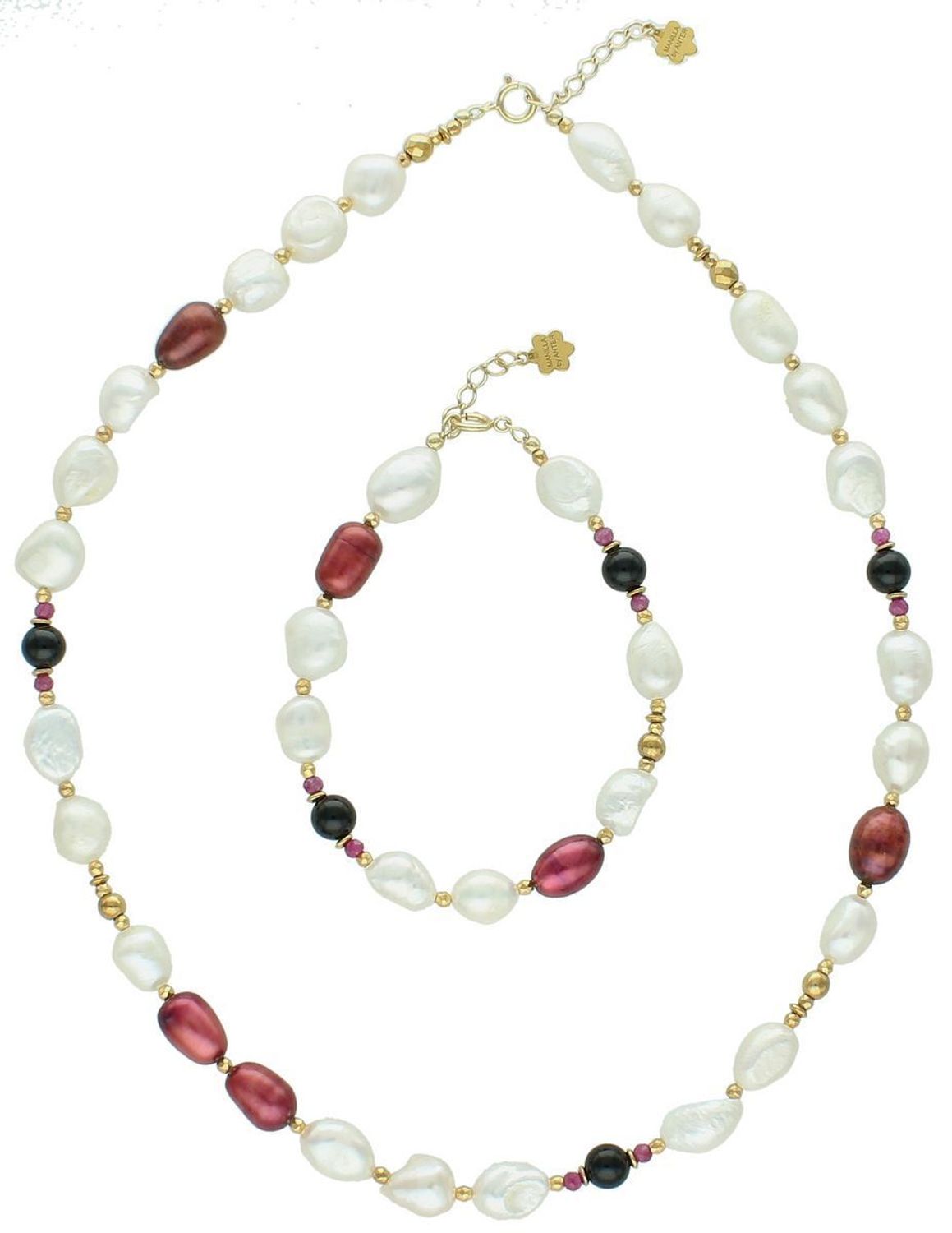 Elegancka bransoletka srebrna próby 925, pozłacana, ozdobiona naturalną perłą, rubinem i agatem. Długość 17 + 2 cm, zapięcie karabińczyk, kamienie 3–10 mm.1.jpg