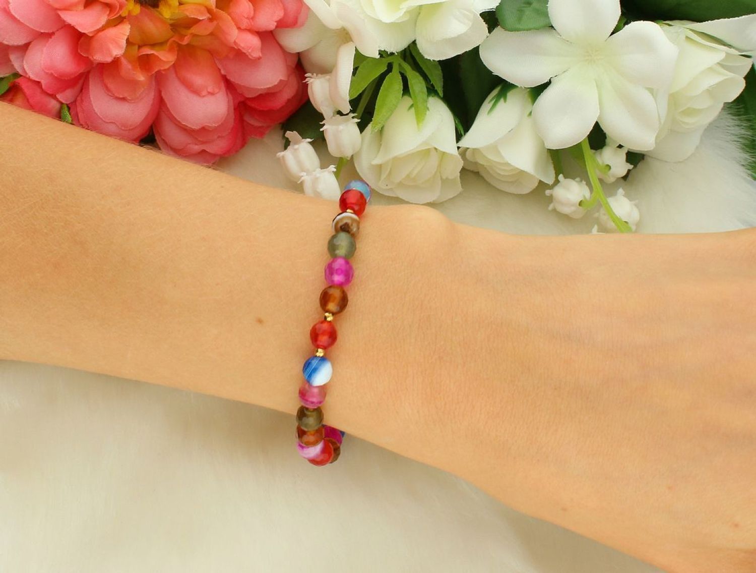 Bransoletka srebrna próby 925 z naturalnym agatem na elastycznej gumce. Kamienie 6 mm. Lekka i wygodna – idealna na co dzień i na prezent.1.jpg