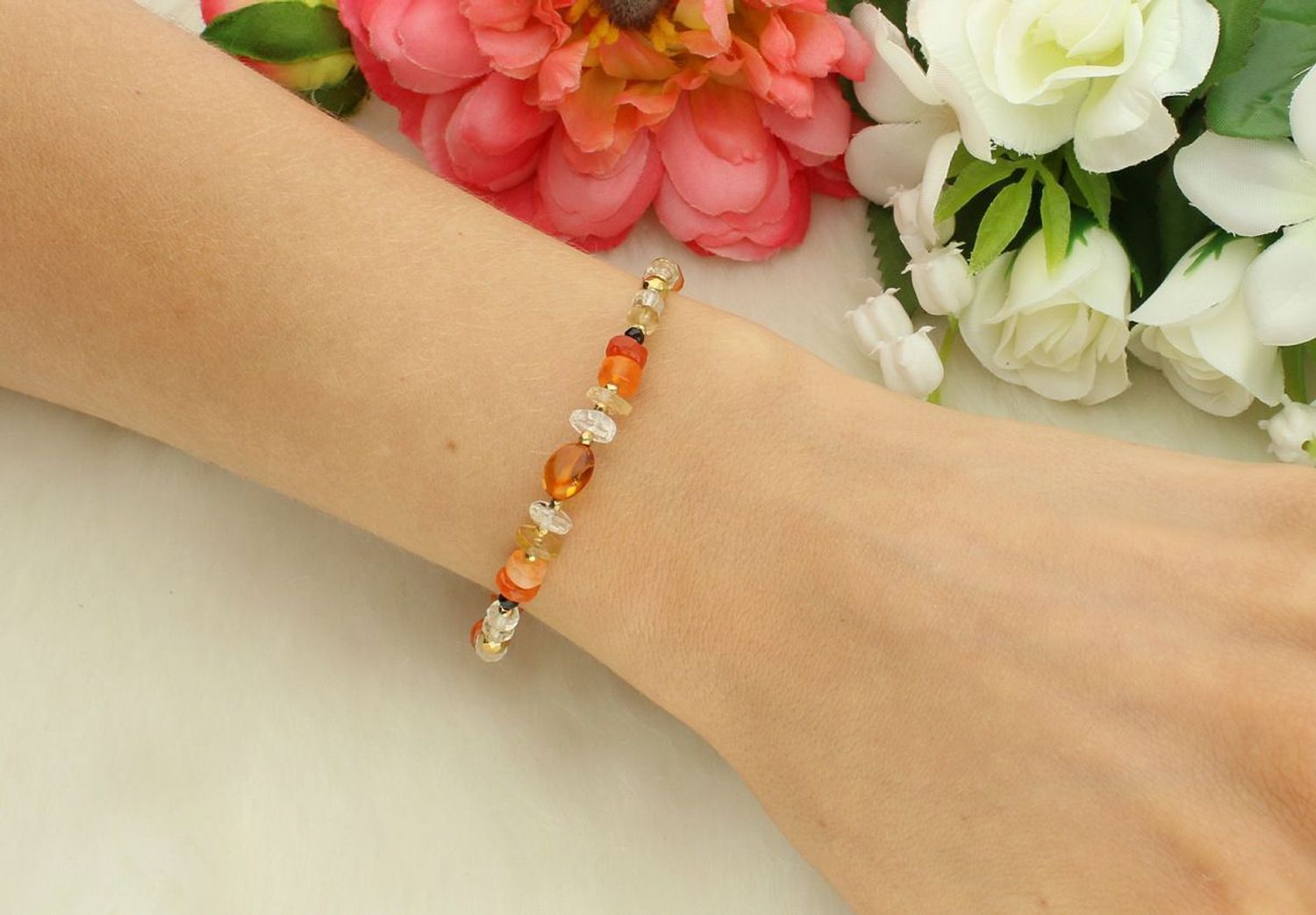 Bransoletka damska srebrna próby 925 z kamieniami naturalnymi bursztyn, turmalin, cytryn, karneol. Długość 18 + 2 cm, waga 4,5 g, zapięcie na karabińczyk.1.jpg