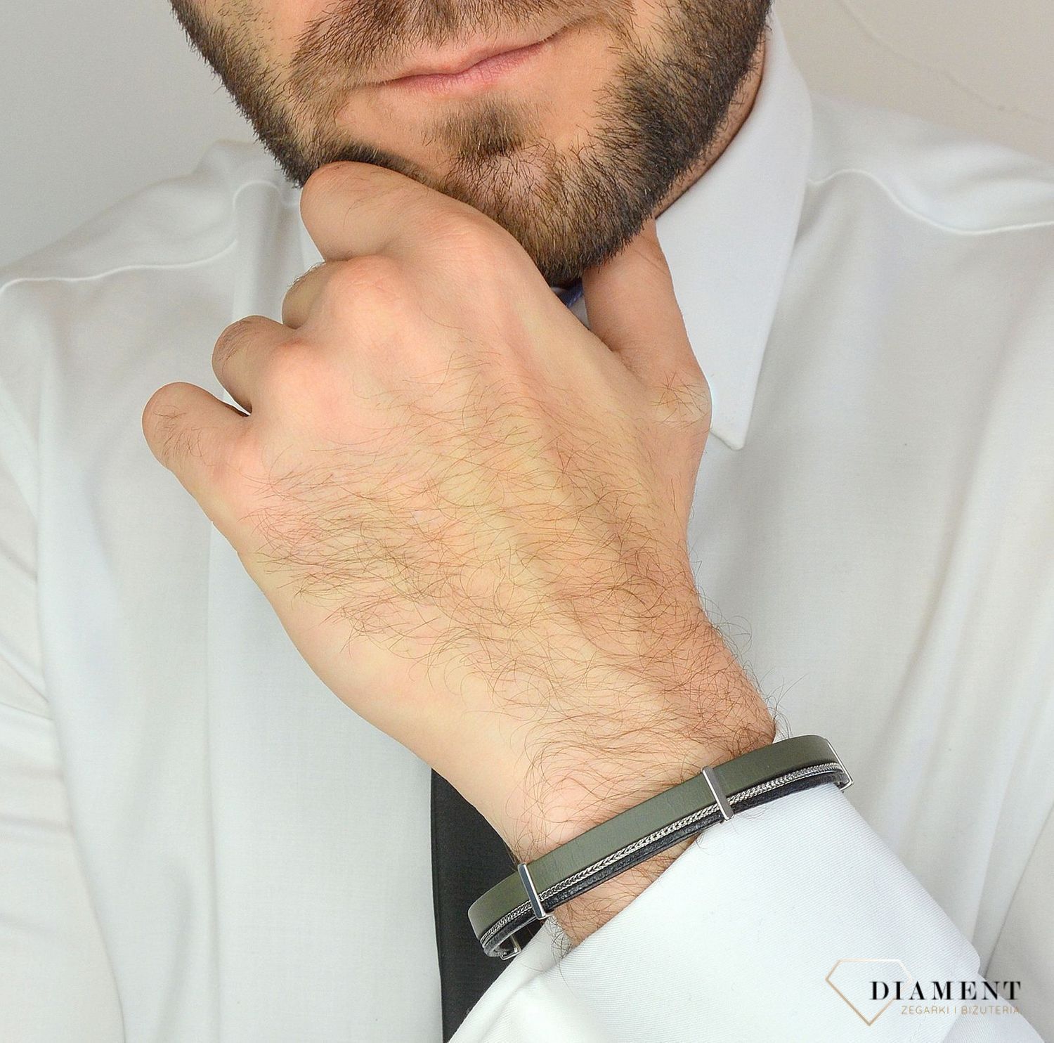 Bransoletka męska Ciemna zieleń skóra ze stalowymi łańcuszkiem DIA-BRA-13535-STAL. Bransoletka skórzana w kolorze ciemnej zieleni z ozdobnym łańcuszkiem 1.jpg