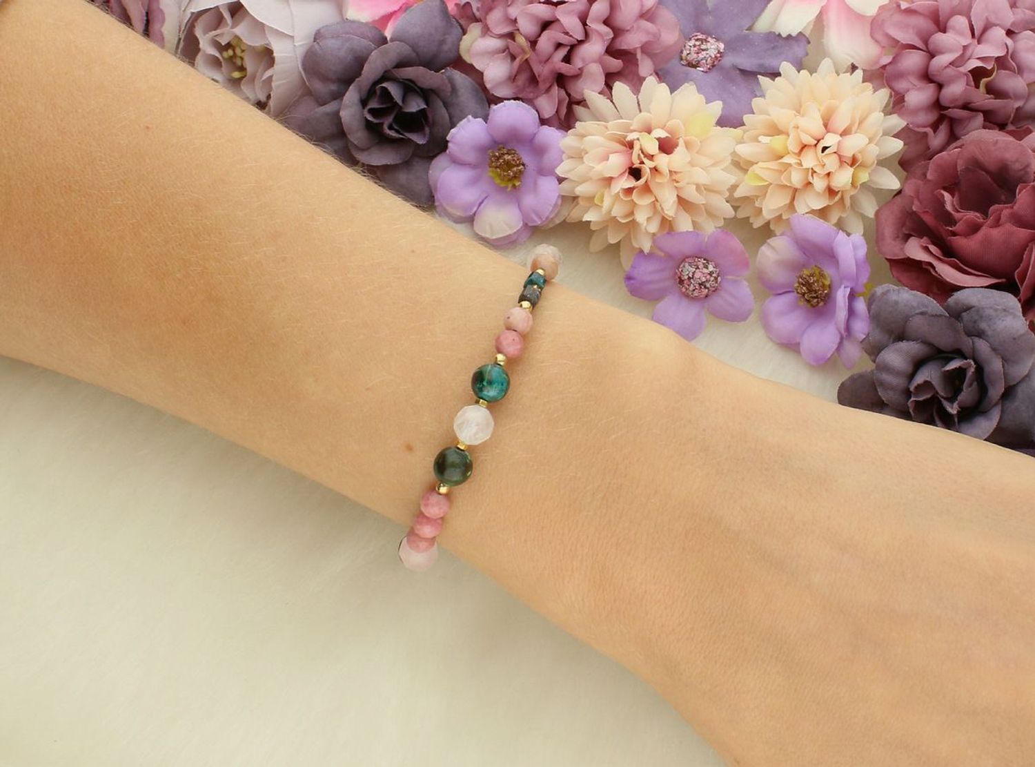 Bransoletka damska srebrna pozłacana z chryzokolą, rodonitem i kwarcem różowym  Kamienie naturalne  925  17 + 2 cm.jpg