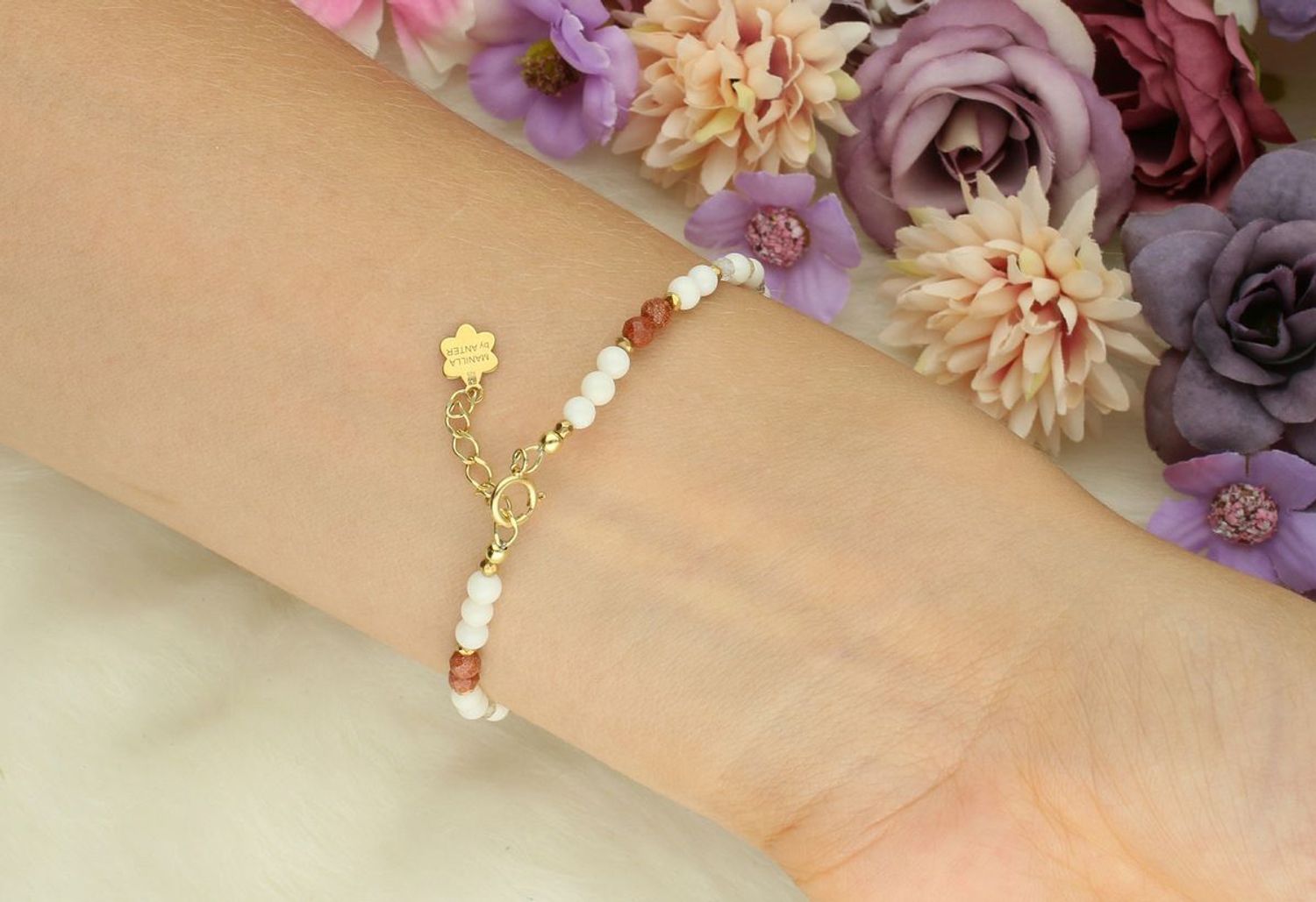 Bransoletka z koralem, cytrynem i piaskiem pustyni. Kamienie naturalne, srebro 925, pozłacane detale. Długość 17+3 cm. Idealna na prezent dla kobiety.1.jpg